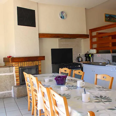 Montagne Bourbonnaise 12-14 Pers, Animaux Autorises - Fr-1-489-343 Casa de Férias