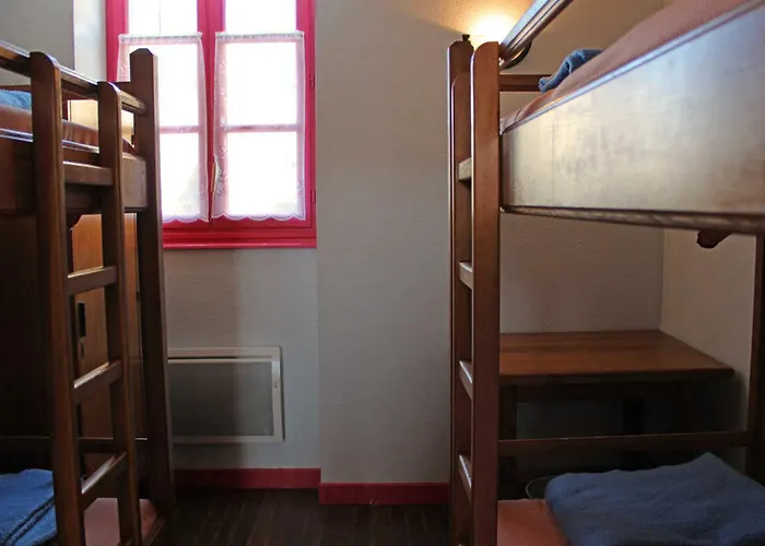 Montagne Bourbonnaise 12-14 Pers, Animaux Autorises - Fr-1-489-343 *